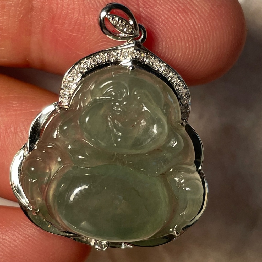 18 K gold Jade Buddha Pendant